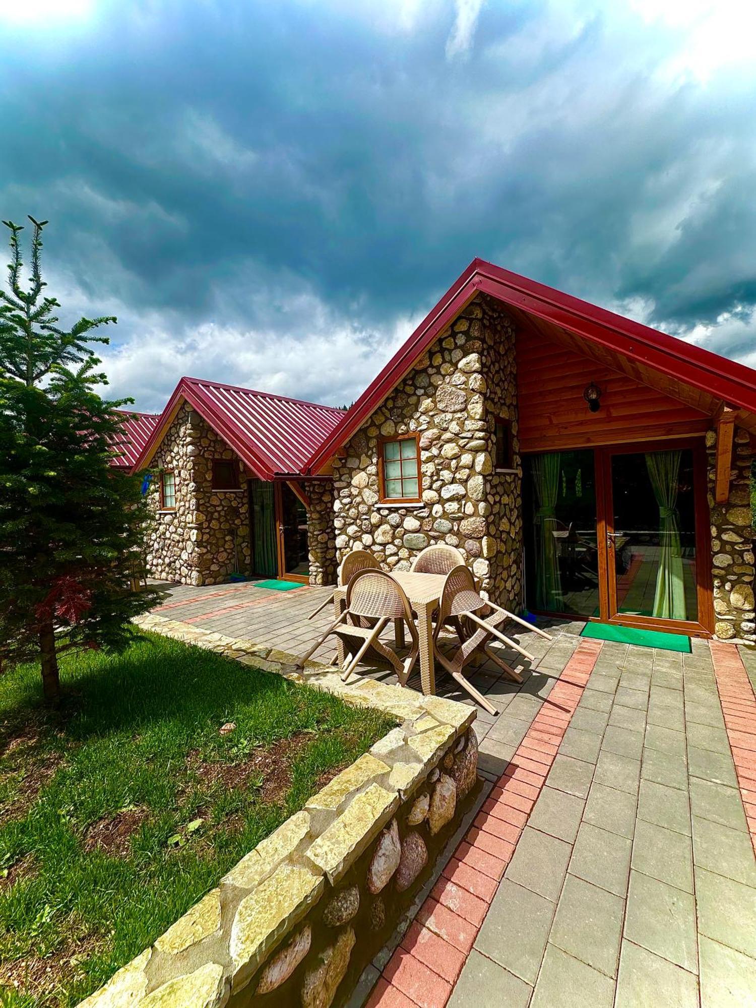 Malesia Eko Resort Peje Dış mekan fotoğraf